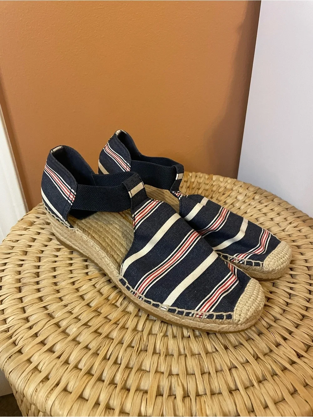 Tory Burch Catalina Espadrilles in Navy Multi Stripe Women’s Size 8.5